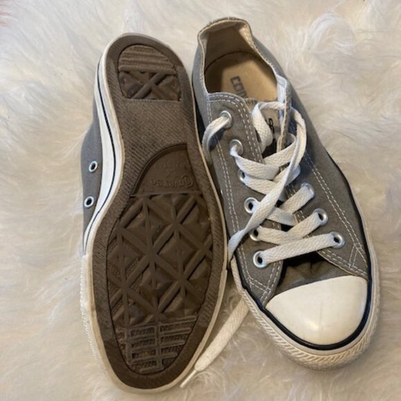 Converse Chuck Taylor All Star lo top, Women's size 7 - Picture 3 of 5